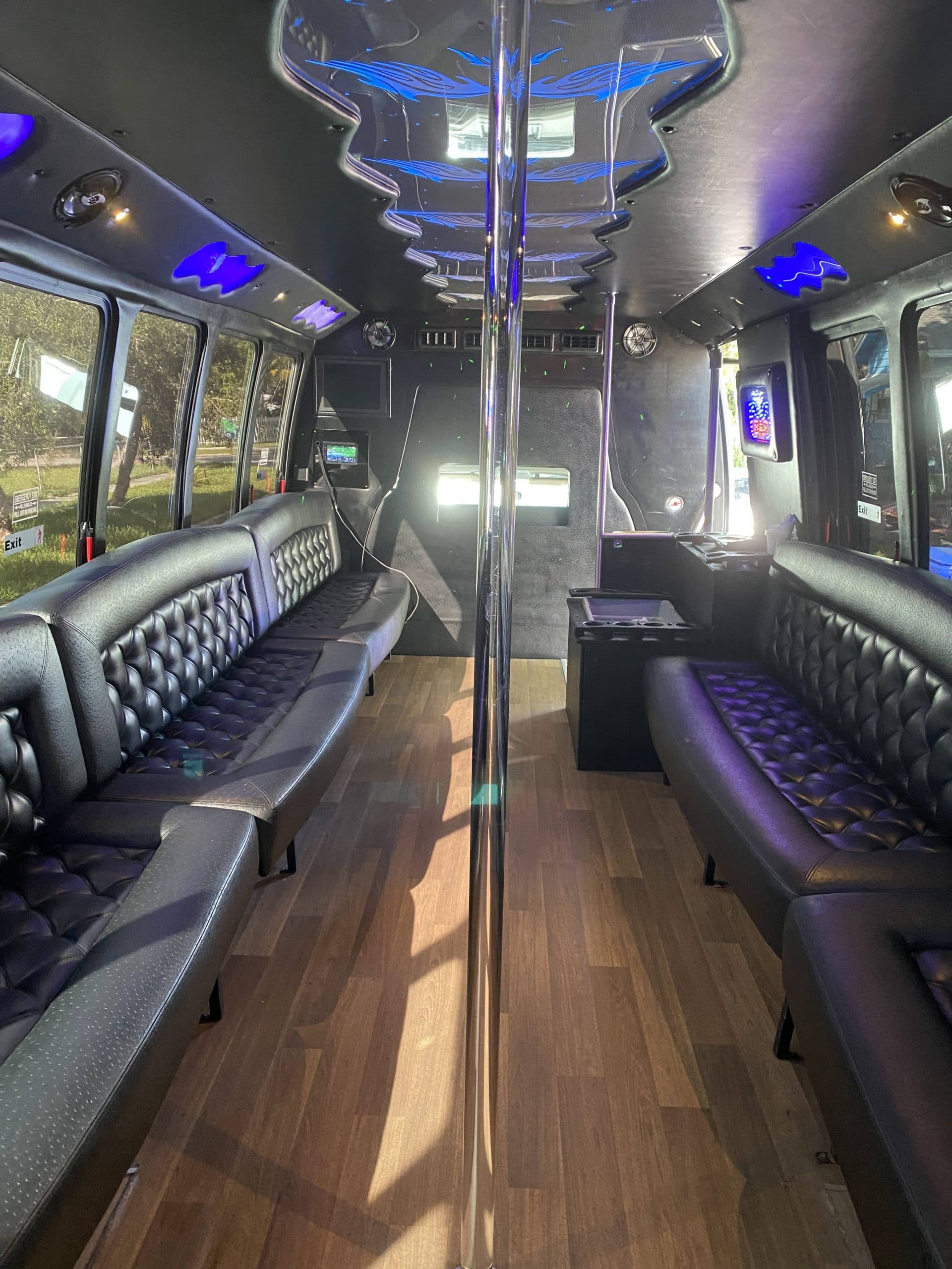 Baby White Ford Party Bus Miami — photo 4 of 6