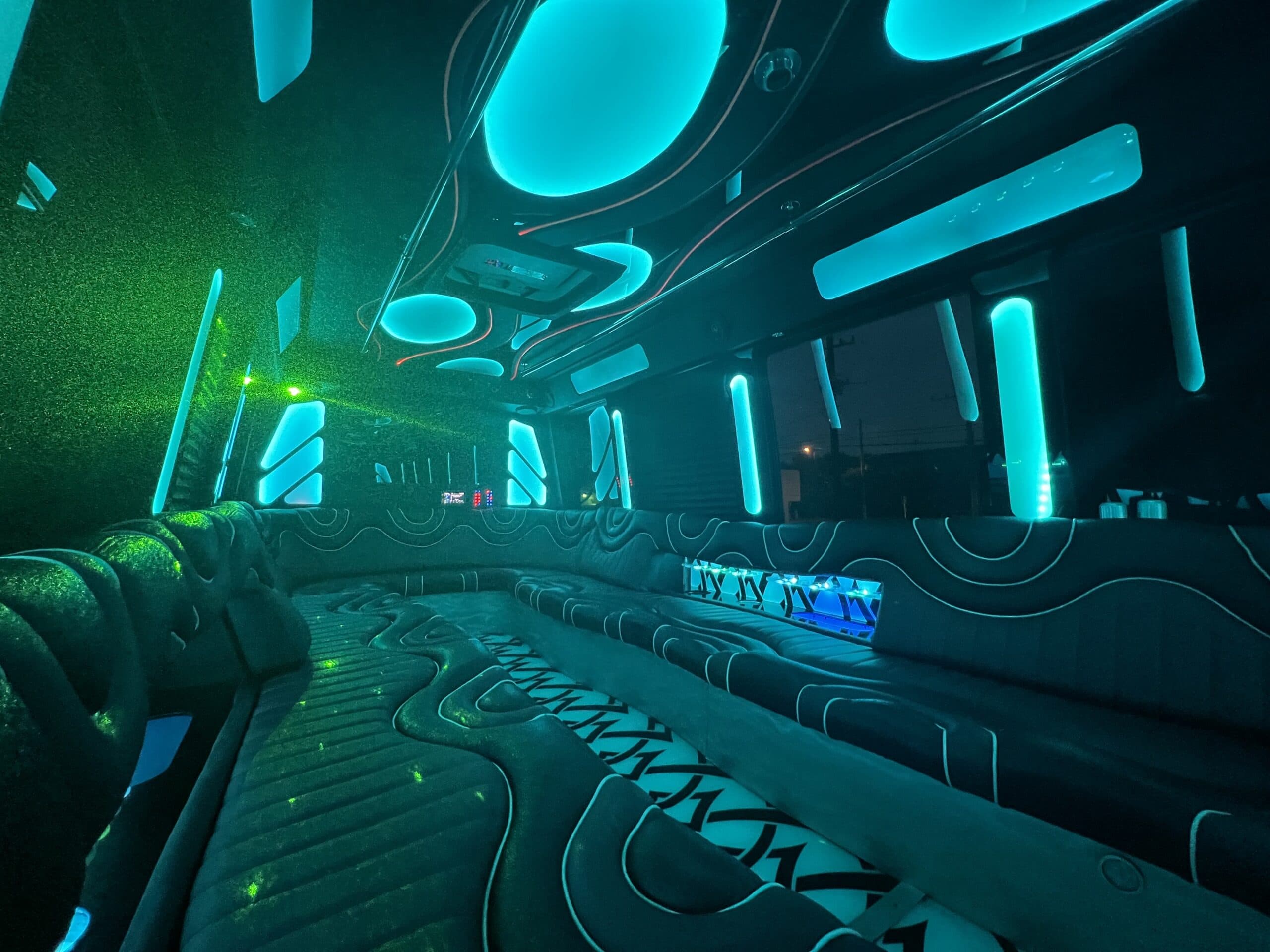 The Beast Party Bus Miami — photo 4 of 6
